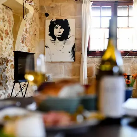 335 Year Old House Of Character In With Jacuzzi On The Roof Terrace And Views
